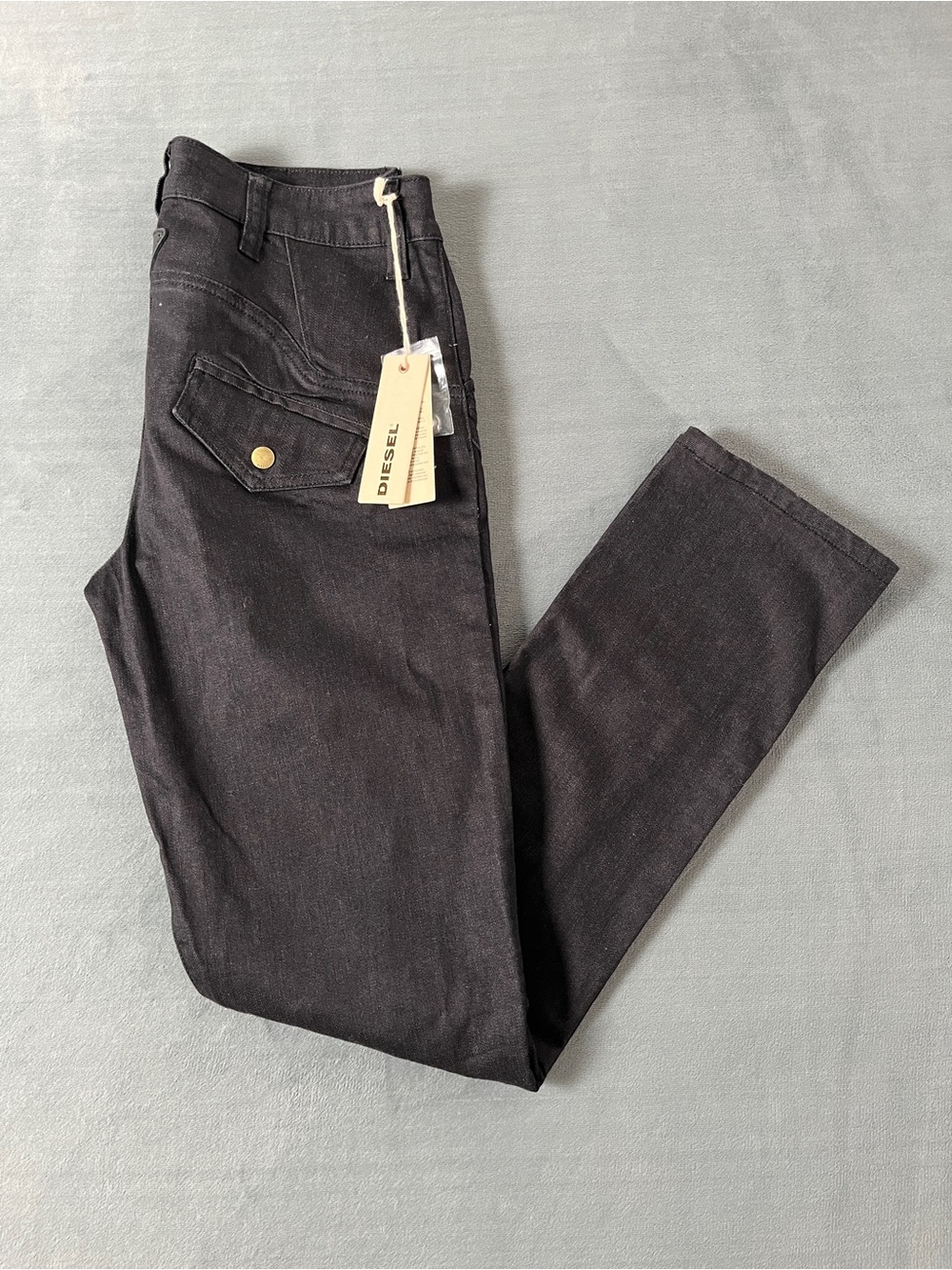NWT Diesel Females Jeans Women’s Size 27 28x30 Black
